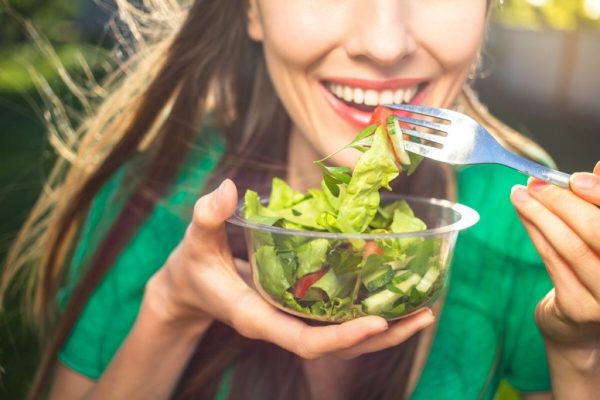 5 Makanan yang Baik untuk Kesehatan Gigi