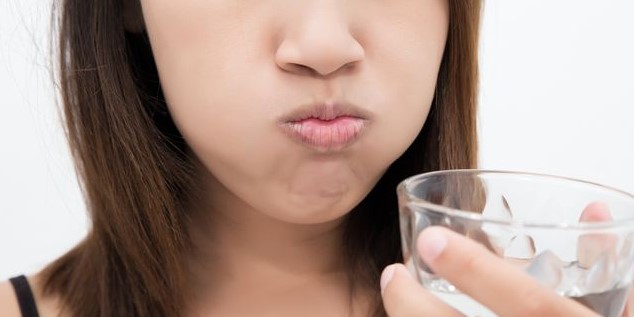 10 Cara Alami Mengatasi Rahang Kaku atau Terkunci