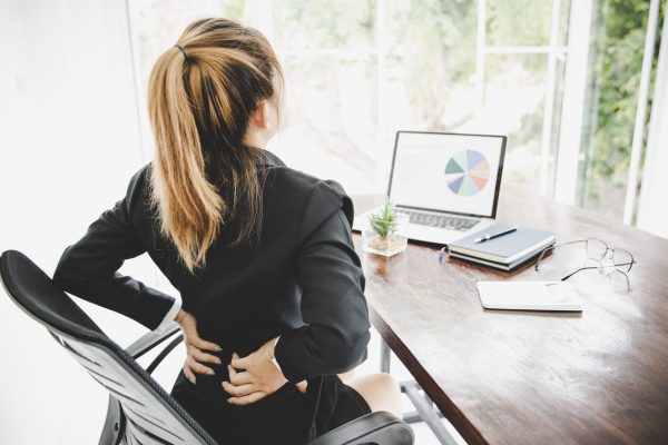 5 Cara Duduk yang Benar agar Punggung Gak Cepat Pegal